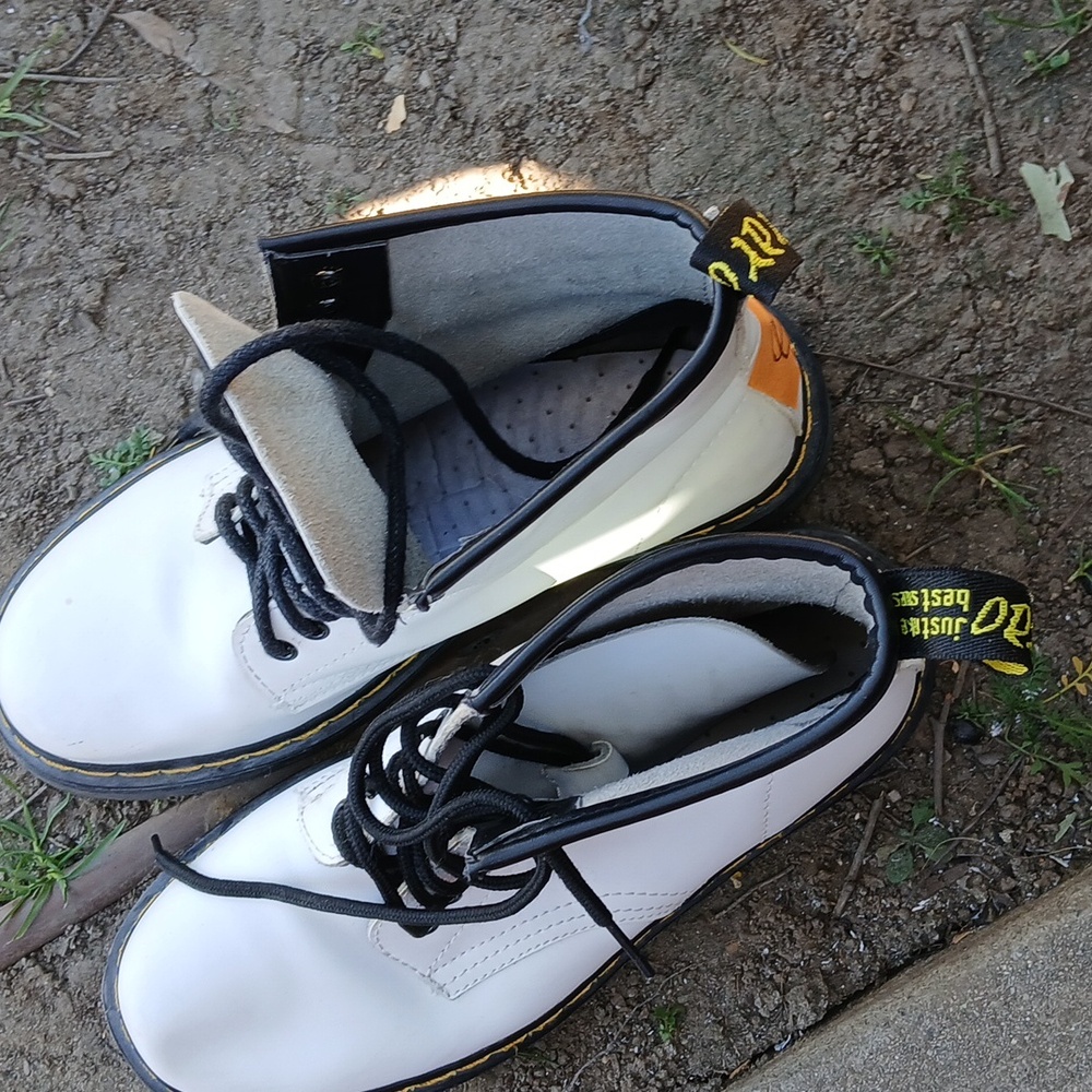 Size 8 doc Martin's knock off's. Kararao. Women's